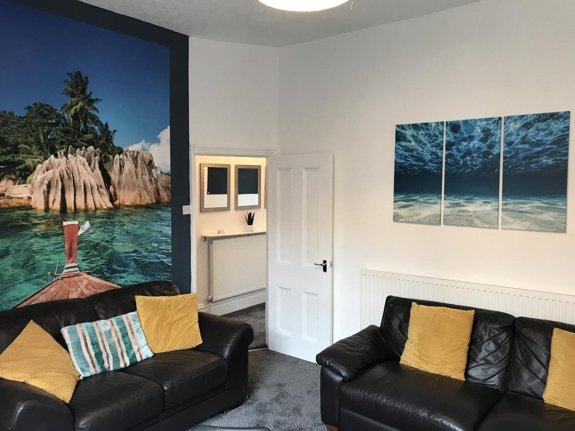 Bright Spacious 3-Bed With Office & Patio, Preston Πρέστον Εξωτερικό φωτογραφία