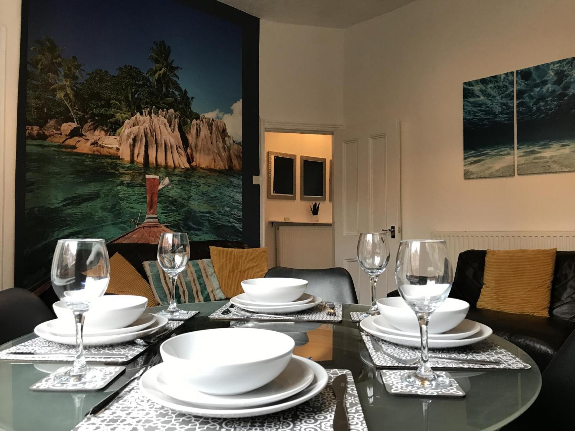 Bright Spacious 3-Bed With Office & Patio, Preston Πρέστον Εξωτερικό φωτογραφία